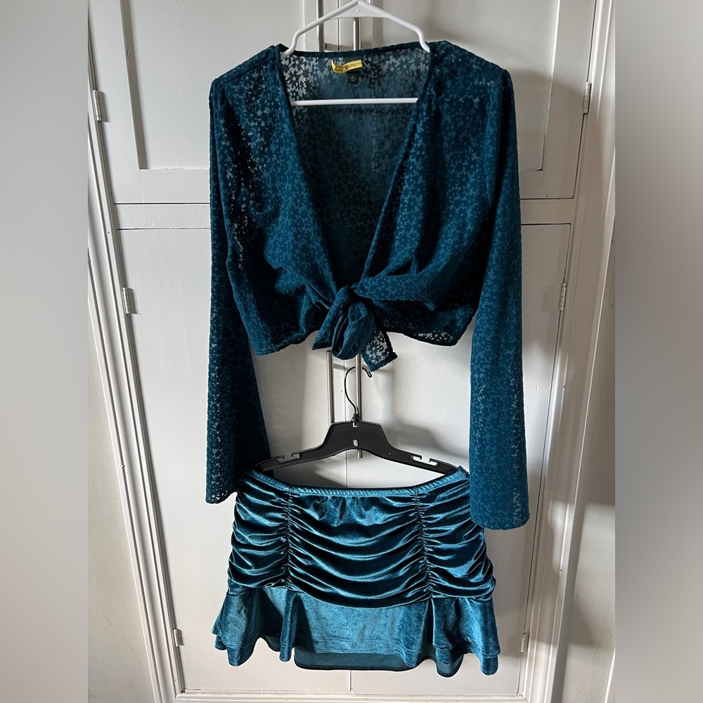 Wild & Fable skirt set